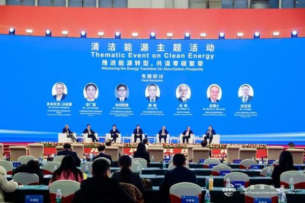中国风电光伏产品助力他国碳减排8.1亿吨